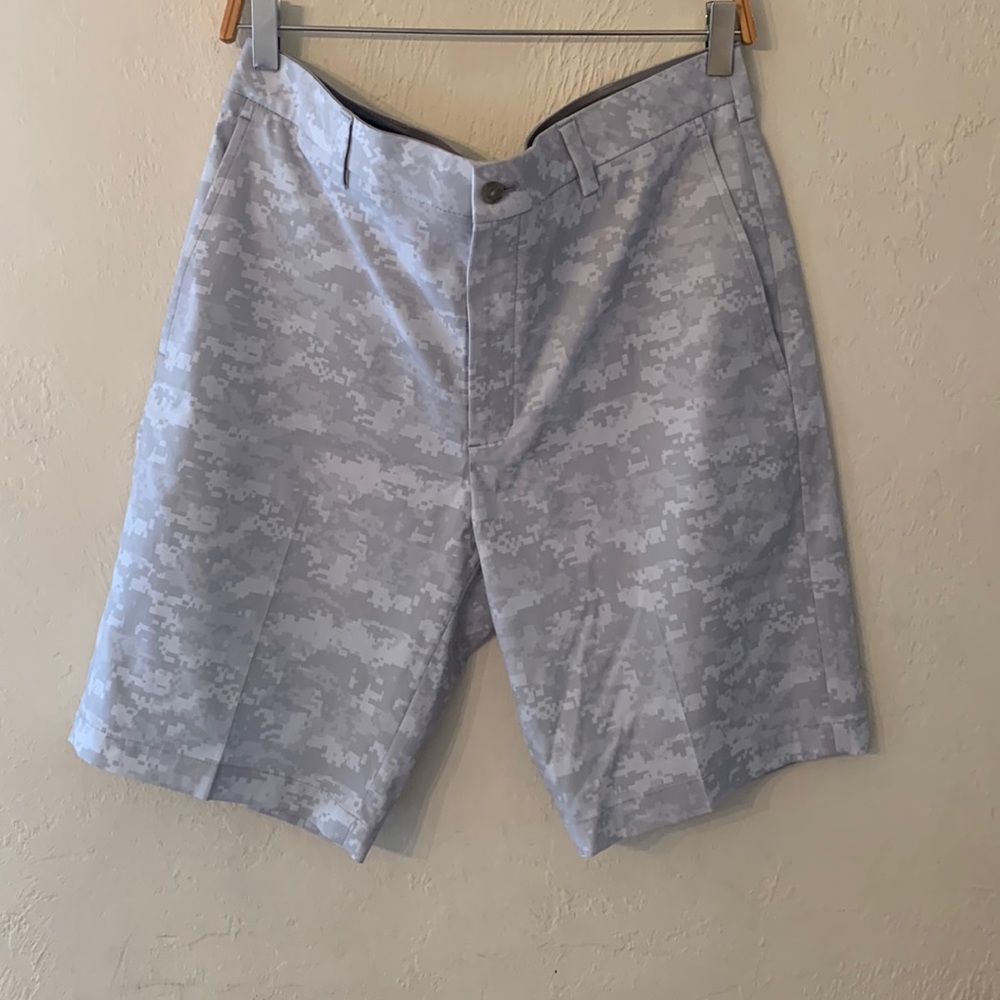 Walter Hagen golf shorts size 34